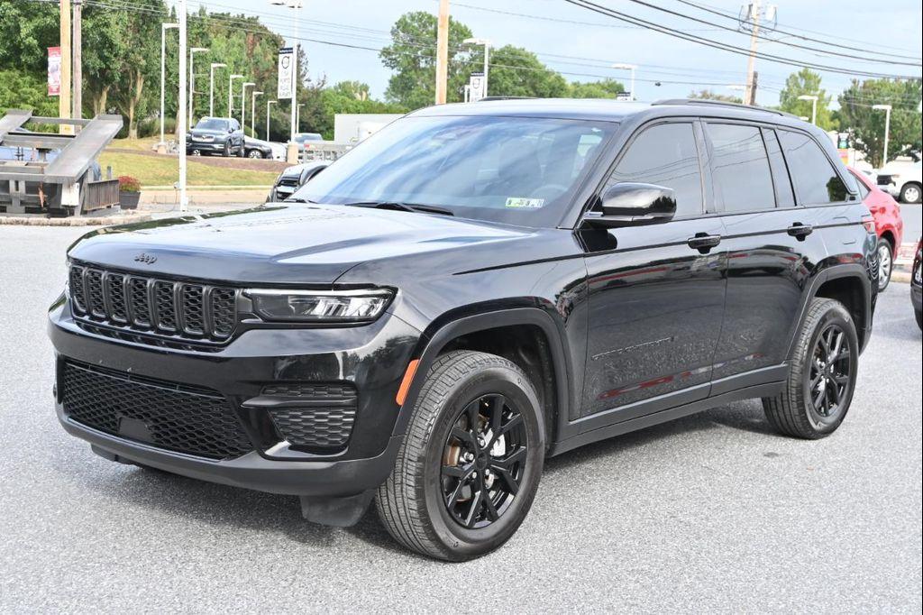 used 2024 Jeep Grand Cherokee car, priced at $30,950