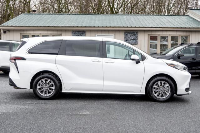 used 2023 Toyota Sienna car, priced at $38,950