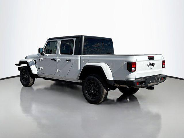 new 2024 Jeep Gladiator car, priced at $47,006