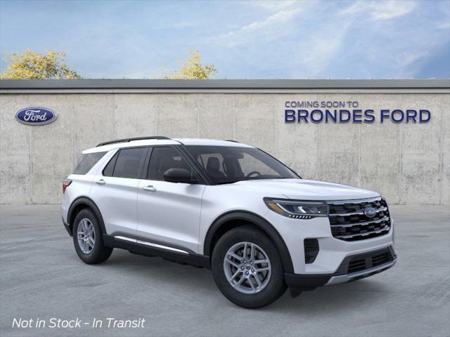 new 2025 Ford Explorer car, priced at $40,738