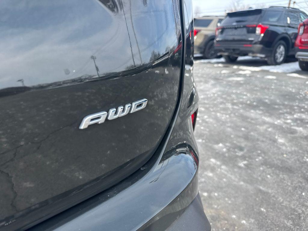 used 2024 Ford Edge car, priced at $25,426