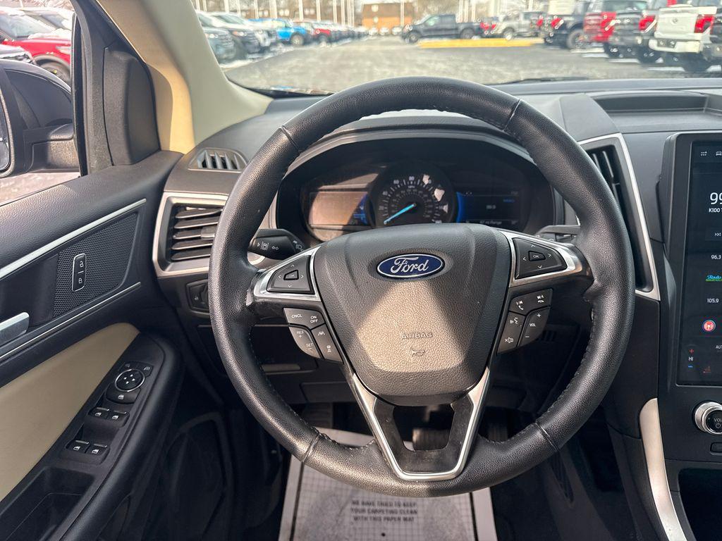 used 2024 Ford Edge car, priced at $25,426