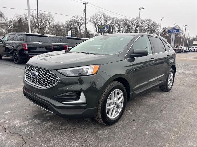 used 2024 Ford Edge car, priced at $29,900