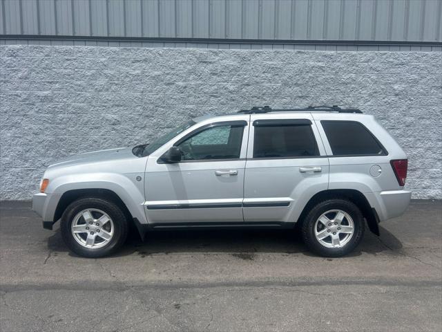 used 2007 Jeep Grand Cherokee car, priced at $4,371