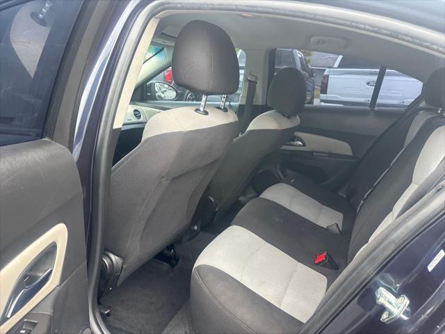 used 2015 Chevrolet Cruze car, priced at $7,543