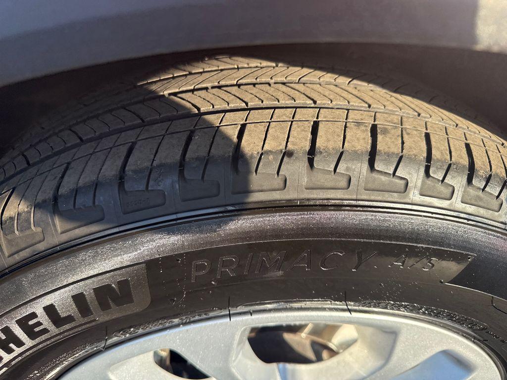 used 2022 Ford Escape car, priced at $18,904