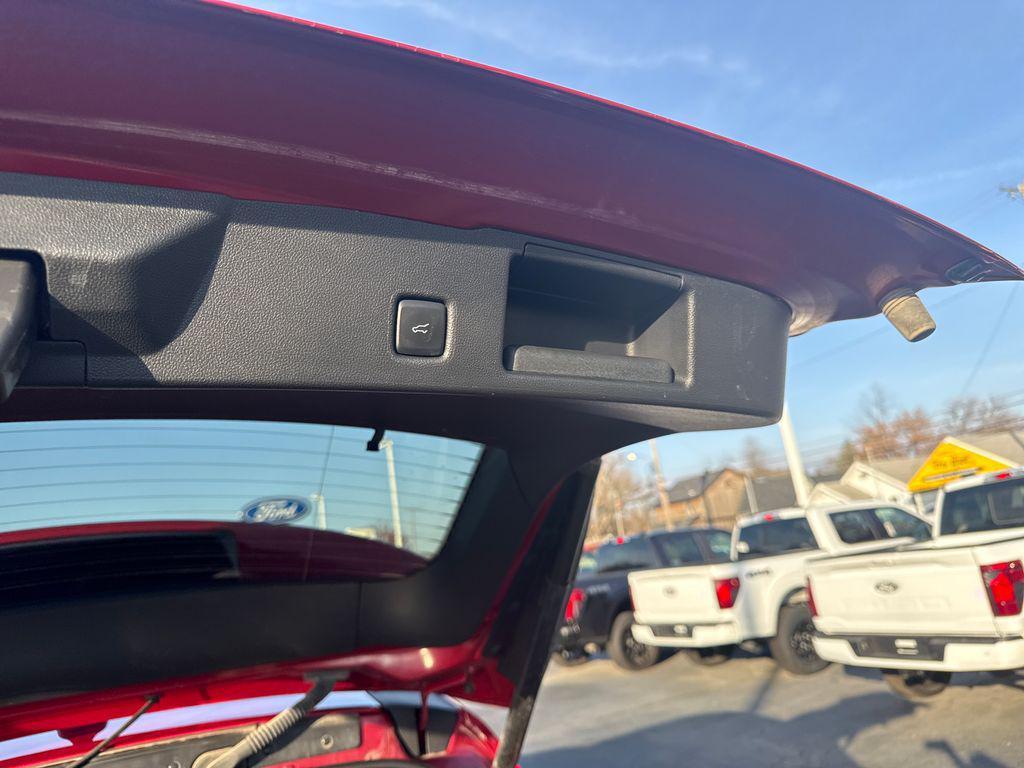 used 2022 Ford Escape car, priced at $18,904