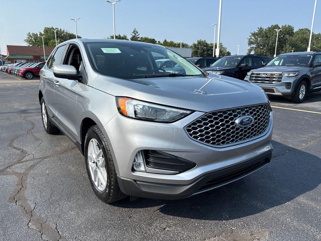 used 2024 Ford Edge car, priced at $28,972
