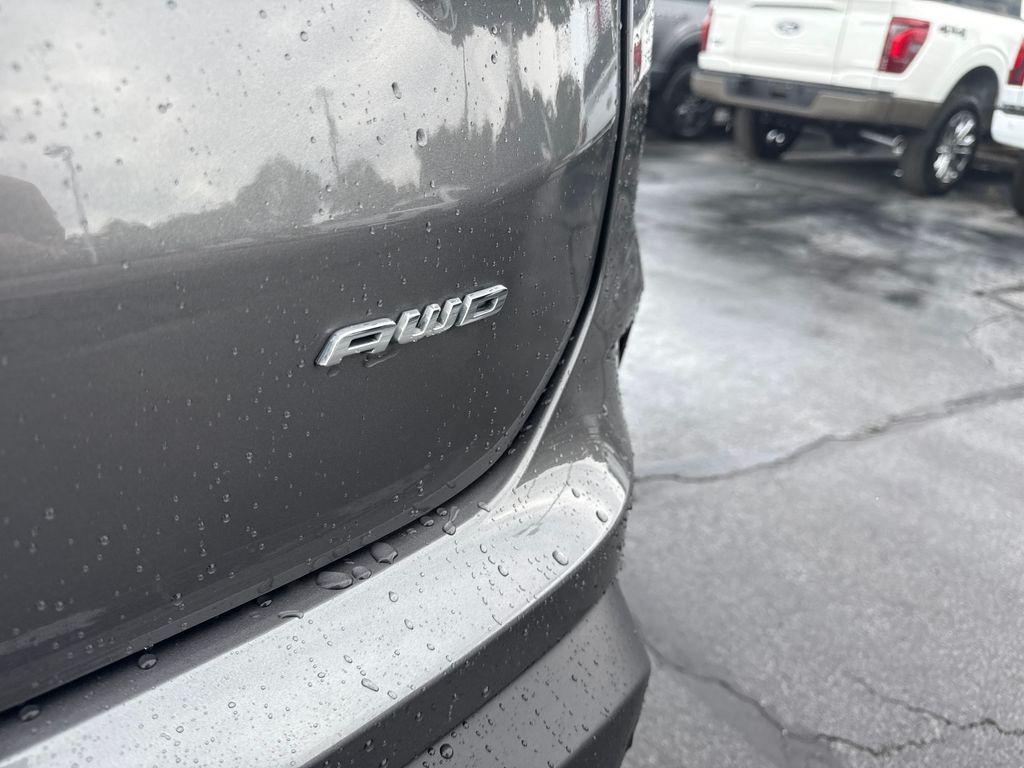 used 2024 Ford Edge car, priced at $26,959