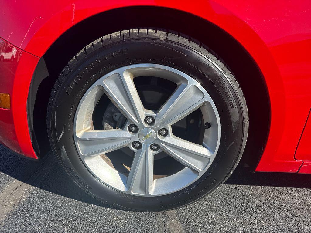 used 2015 Chevrolet Cruze car, priced at $5,828