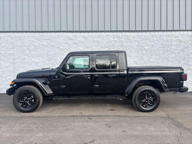 used 2022 Jeep Gladiator car, priced at $32,956