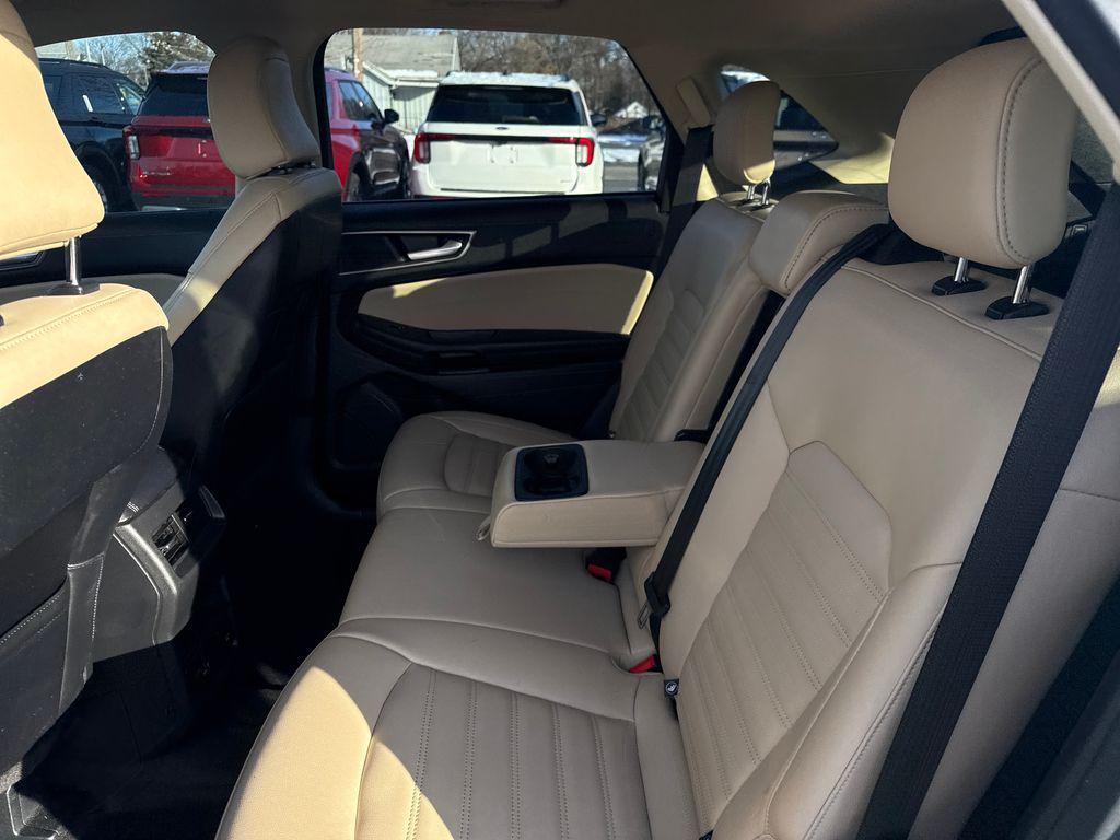 used 2022 Ford Edge car, priced at $20,884