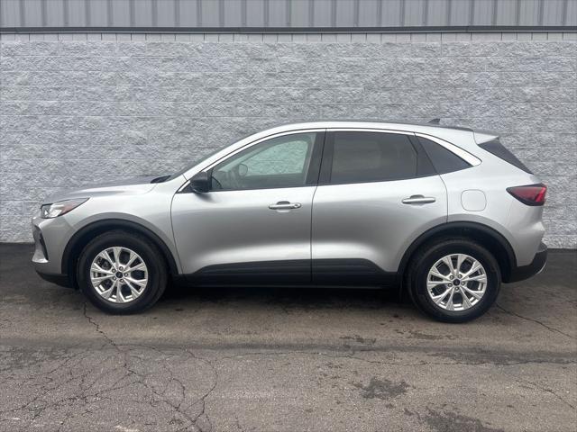 used 2023 Ford Escape car, priced at $22,931