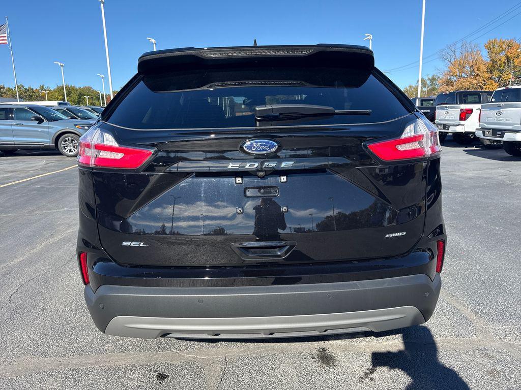 used 2024 Ford Edge car, priced at $28,886