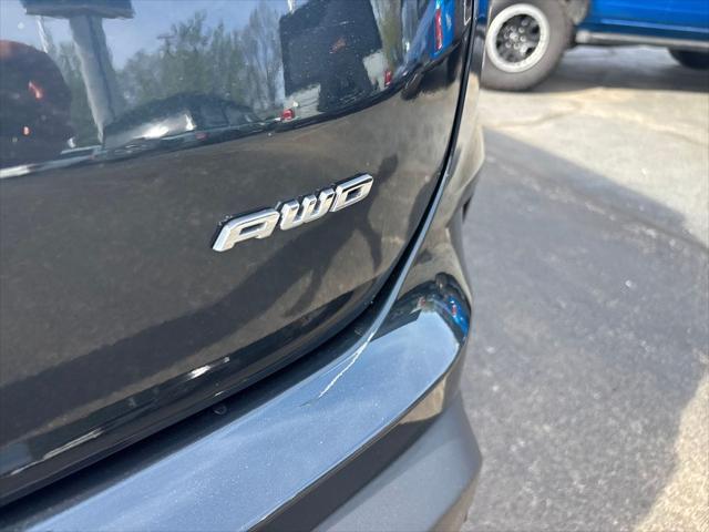 used 2024 Ford Edge car, priced at $30,947