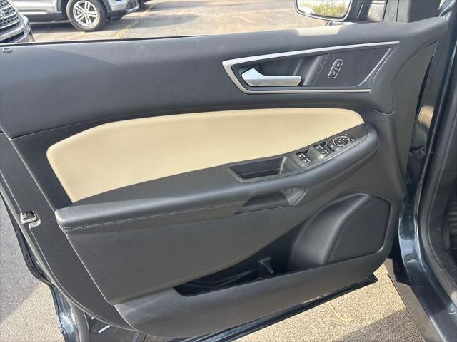 used 2024 Ford Edge car, priced at $30,947