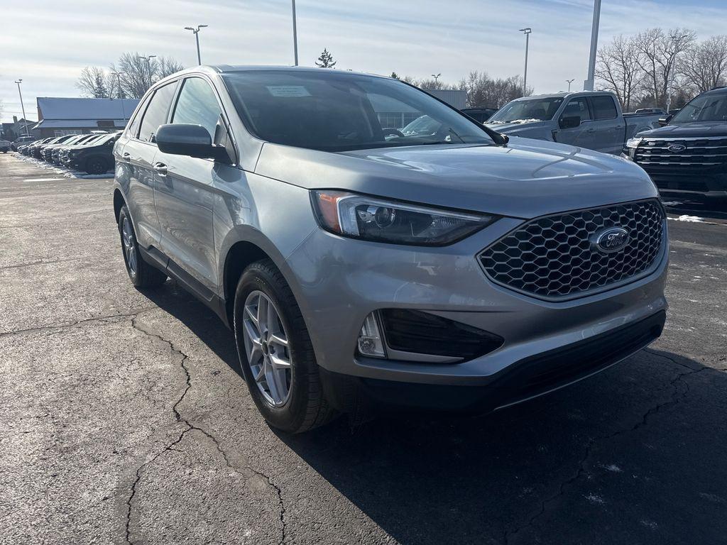used 2024 Ford Edge car, priced at $27,928