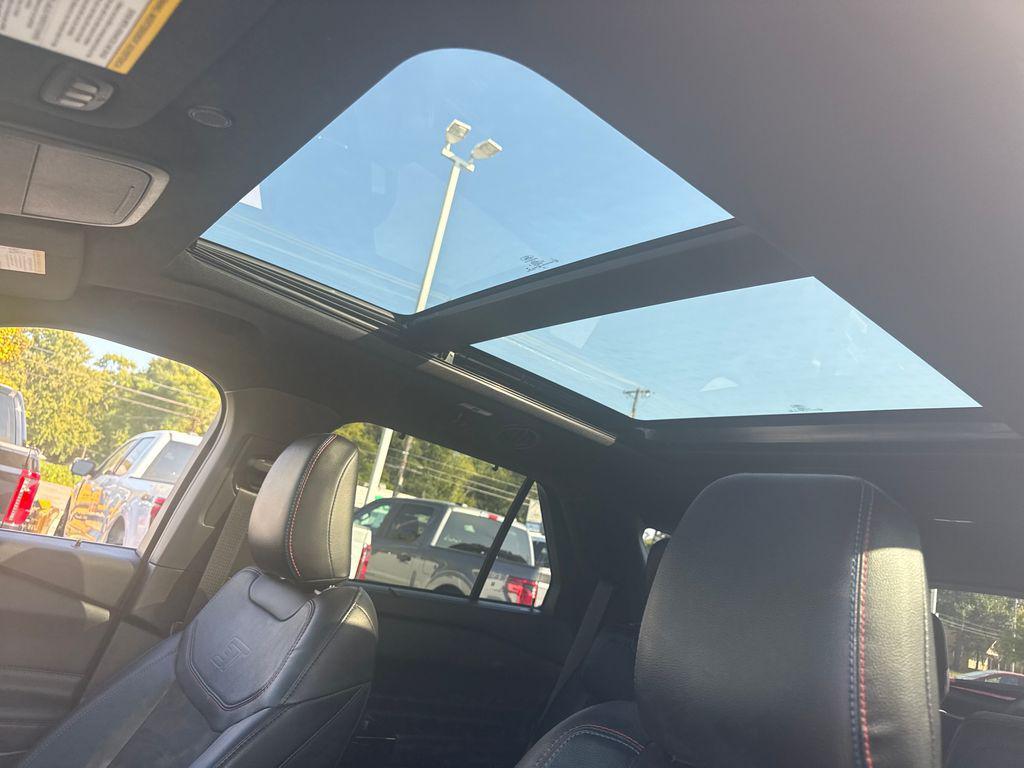 used 2023 Ford Explorer car, priced at $37,725