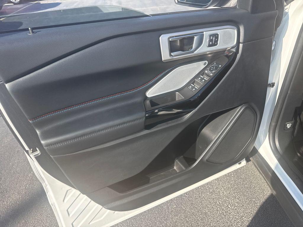used 2023 Ford Explorer car, priced at $37,725