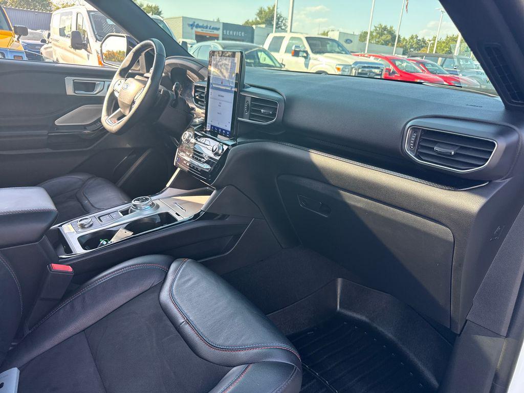 used 2023 Ford Explorer car, priced at $37,725