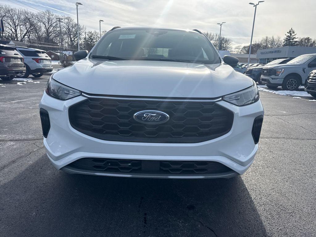 used 2023 Ford Escape car, priced at $24,716