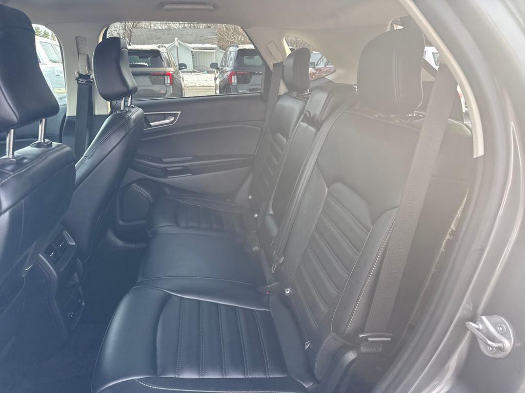 used 2022 Ford Edge car, priced at $21,543