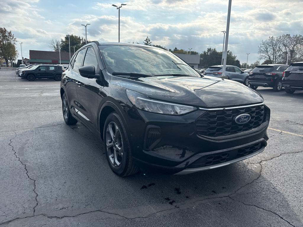 used 2023 Ford Escape car, priced at $20,664