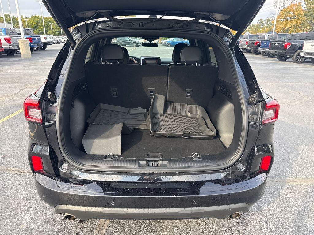 used 2023 Ford Escape car, priced at $20,664