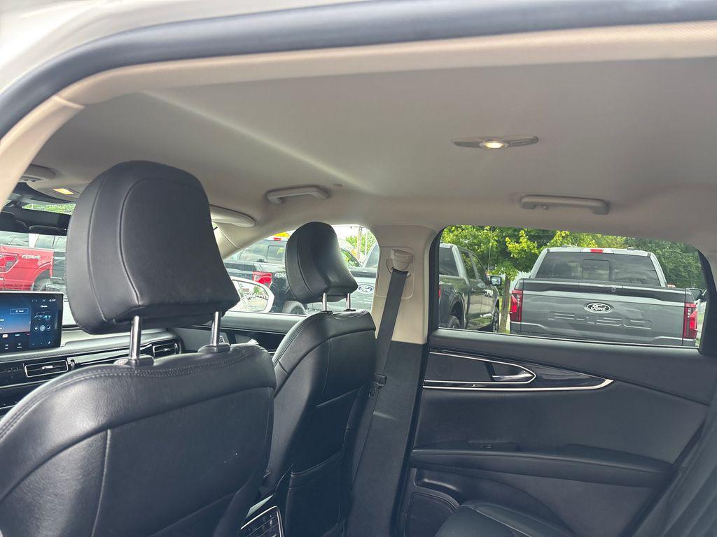 used 2022 Lincoln Nautilus car, priced at $26,997