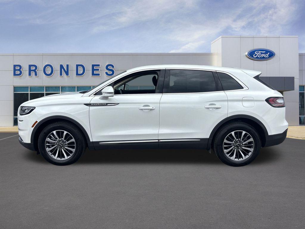 used 2022 Lincoln Nautilus car, priced at $26,997