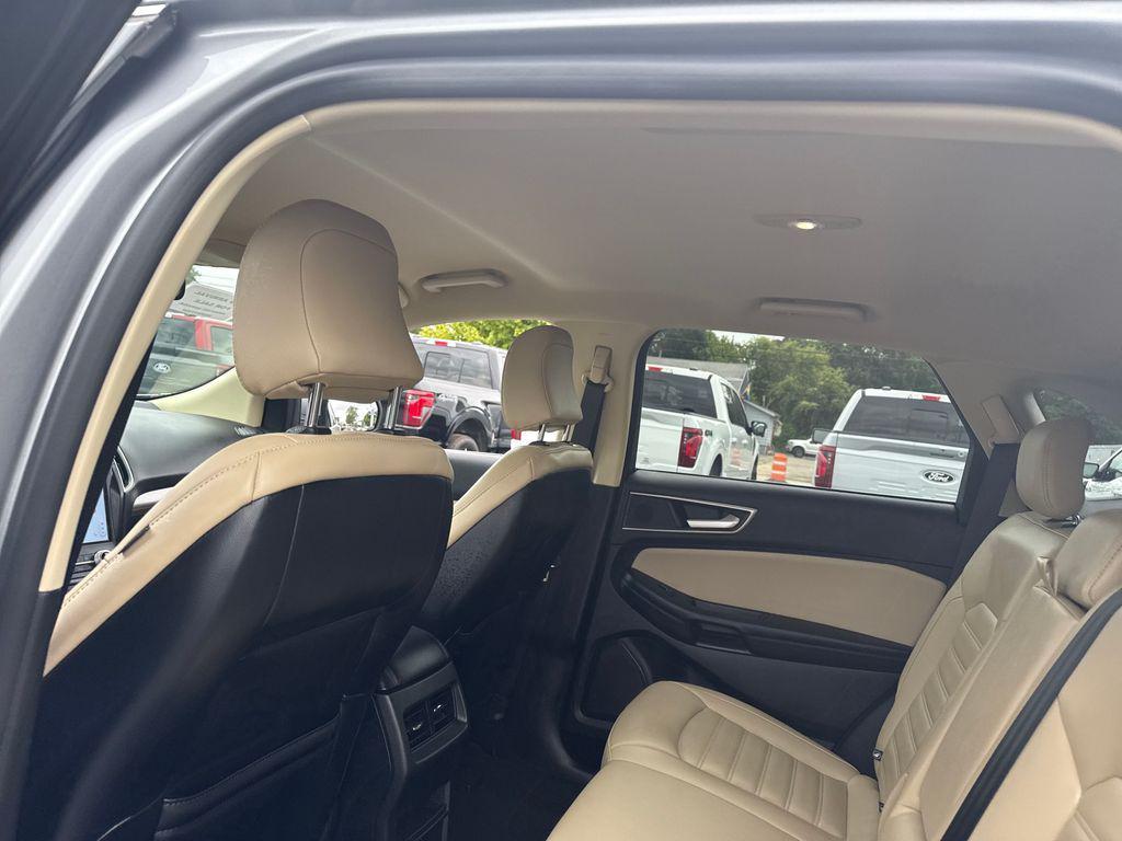 used 2024 Ford Edge car, priced at $29,630