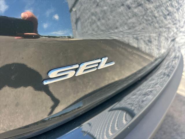 used 2023 Ford Edge car, priced at $27,886