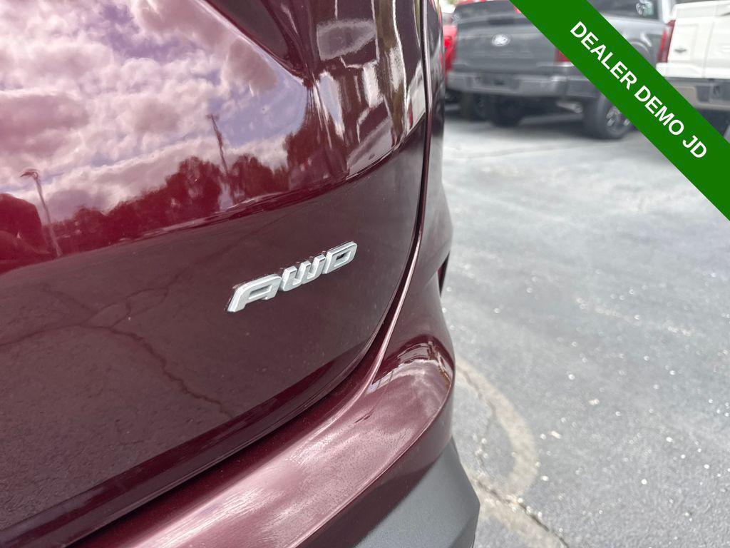 used 2024 Ford Edge car, priced at $33,572