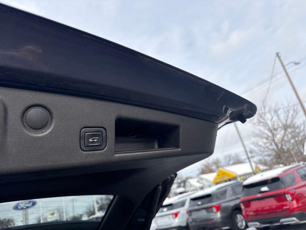 used 2018 Chevrolet Equinox car, priced at $16,474