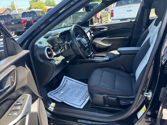 used 2025 Chevrolet Trax car, priced at $23,941