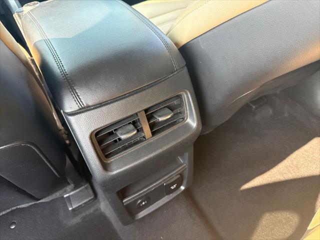 used 2024 Ford Edge car, priced at $27,488