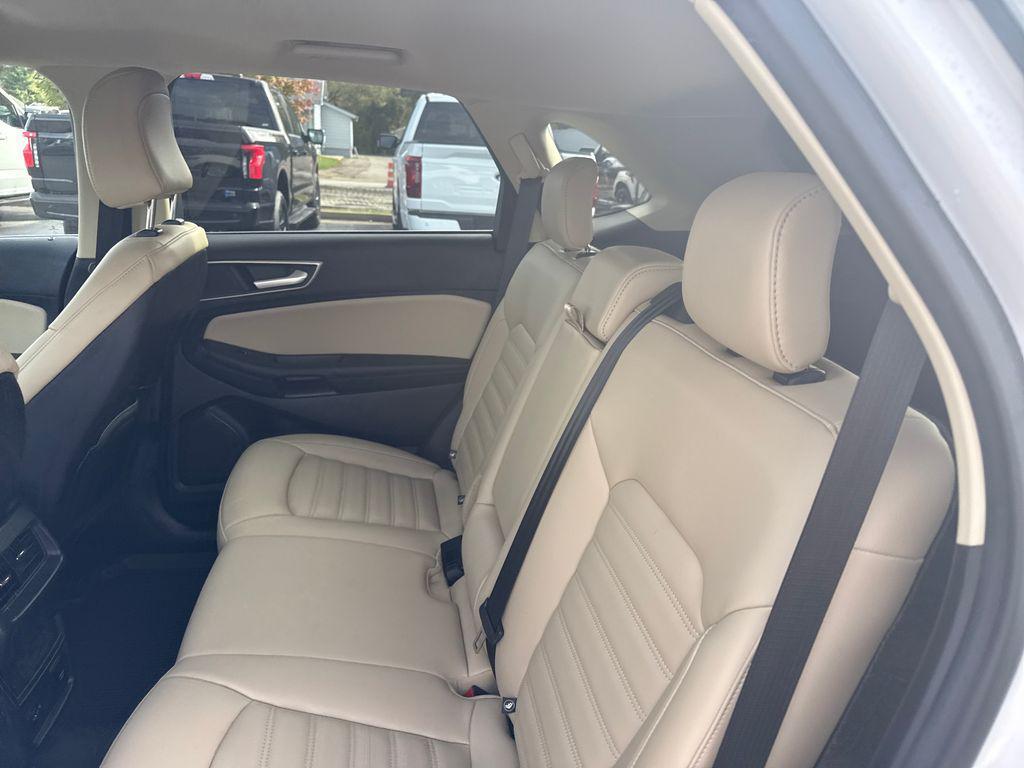 used 2022 Ford Edge car, priced at $19,979