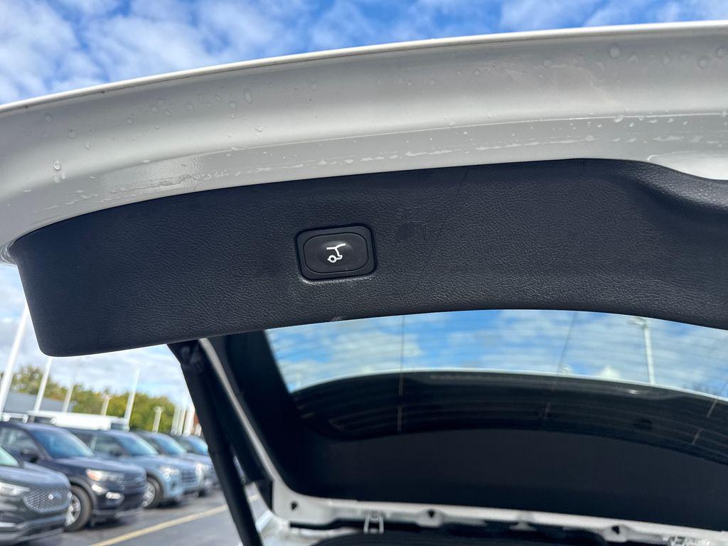 used 2022 Ford Edge car, priced at $19,979