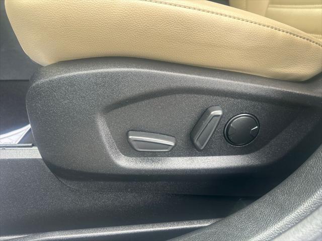 used 2024 Ford Edge car, priced at $28,596