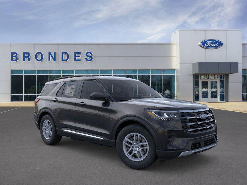 new 2025 Ford Explorer car, priced at $39,581