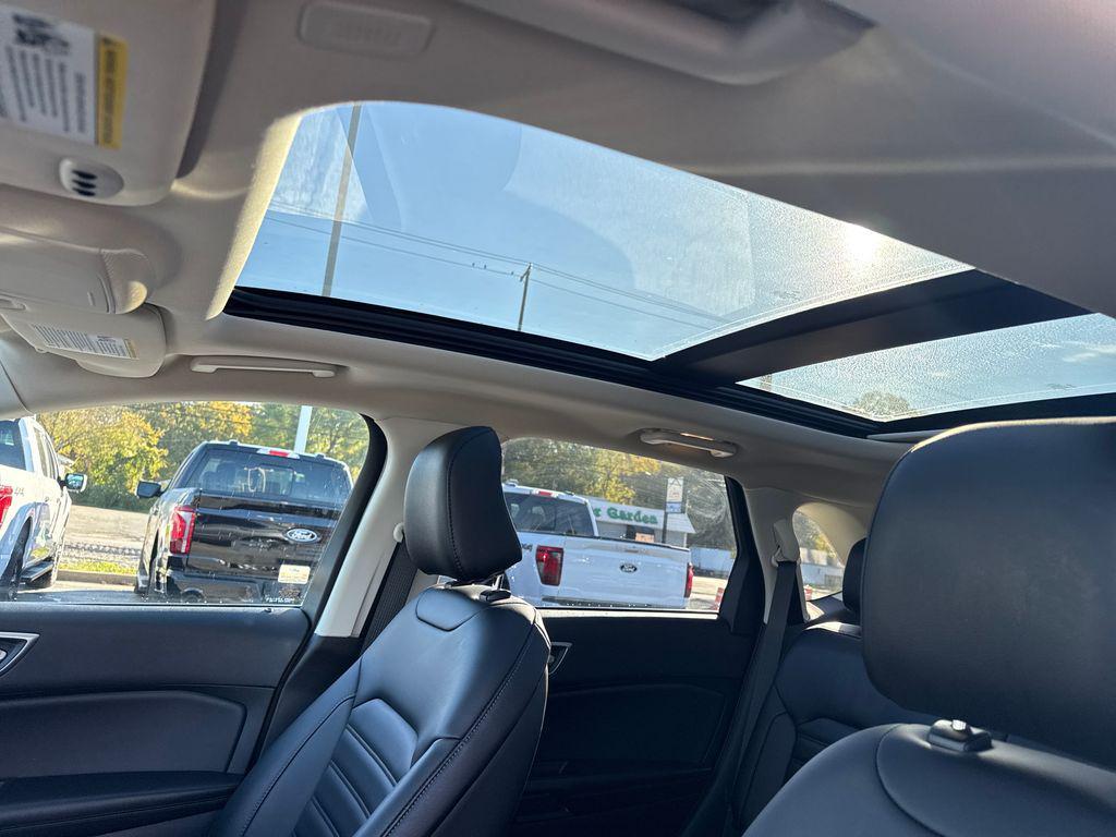 used 2023 Ford Edge car, priced at $25,949