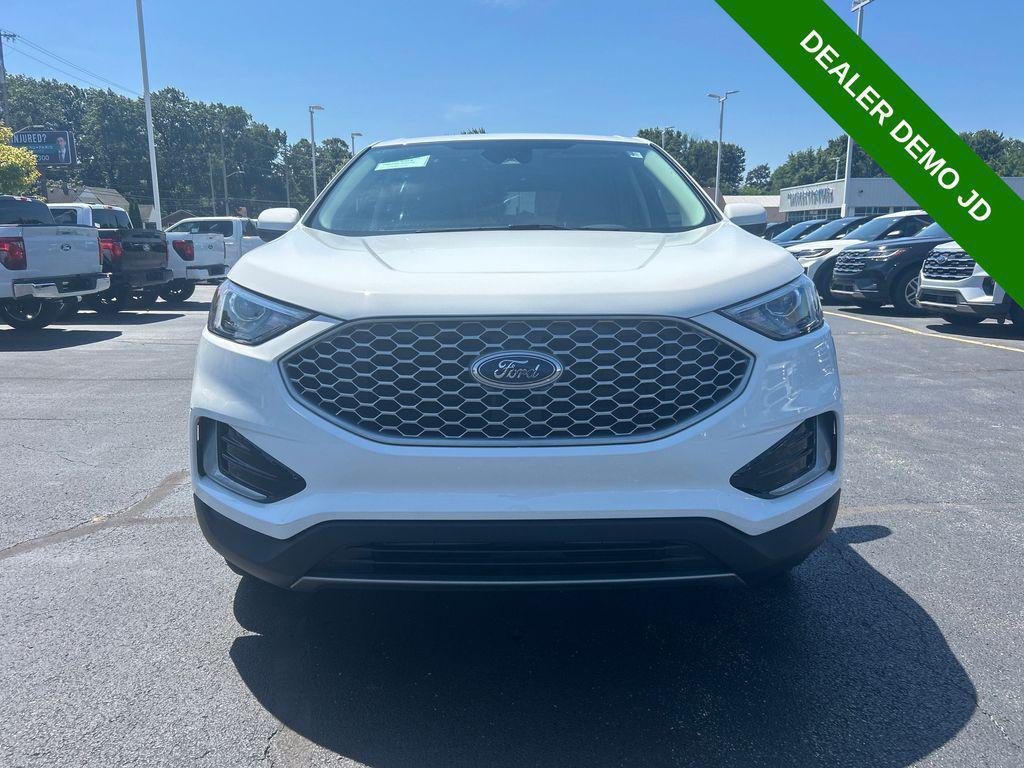used 2024 Ford Edge car, priced at $29,998