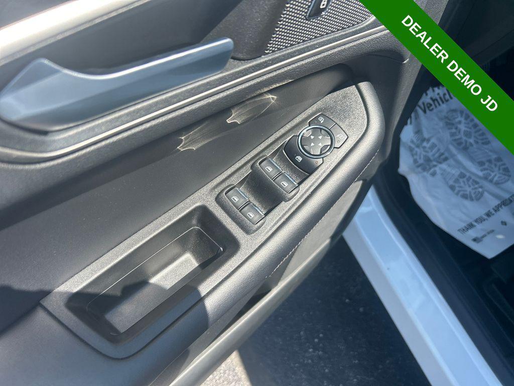 used 2024 Ford Edge car, priced at $29,998