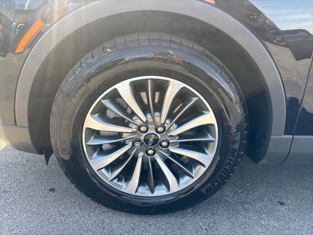 used 2022 Lincoln Nautilus car, priced at $31,960