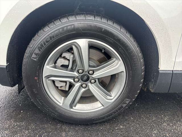 used 2024 Ford Edge car, priced at $28,825