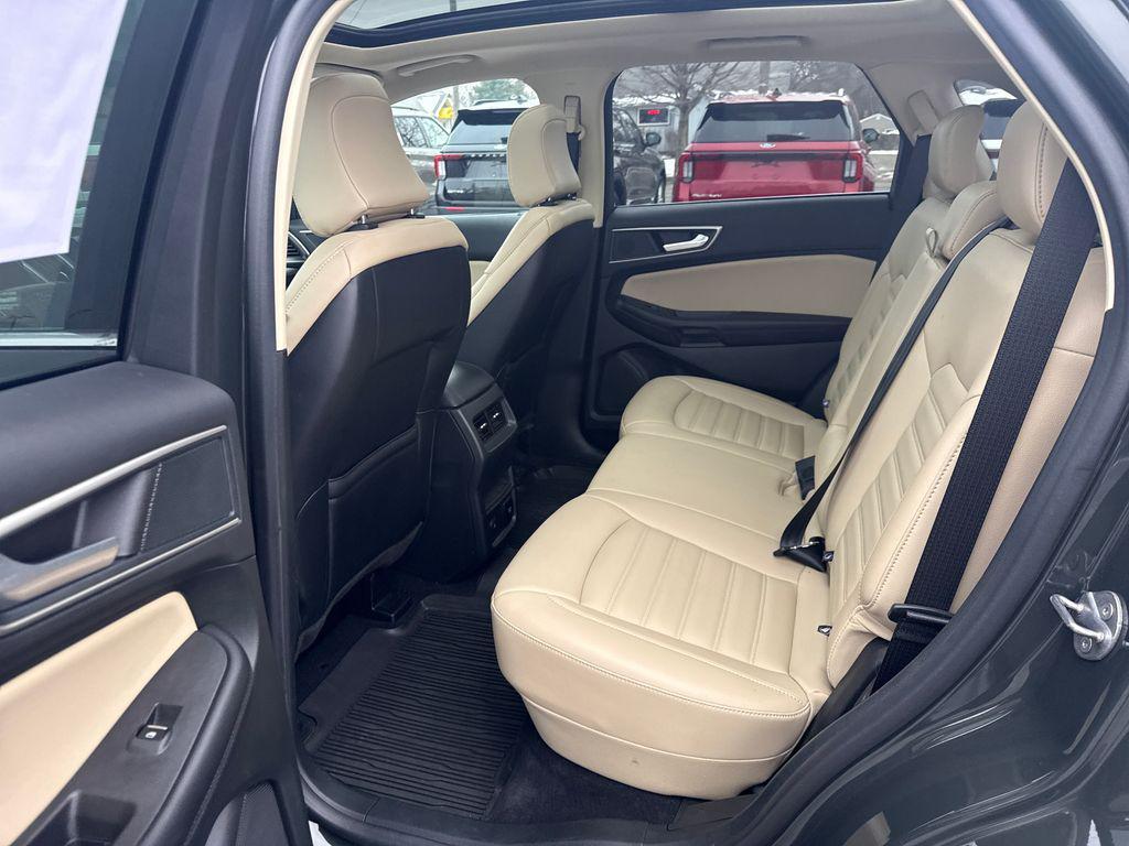 used 2024 Ford Edge car, priced at $27,948