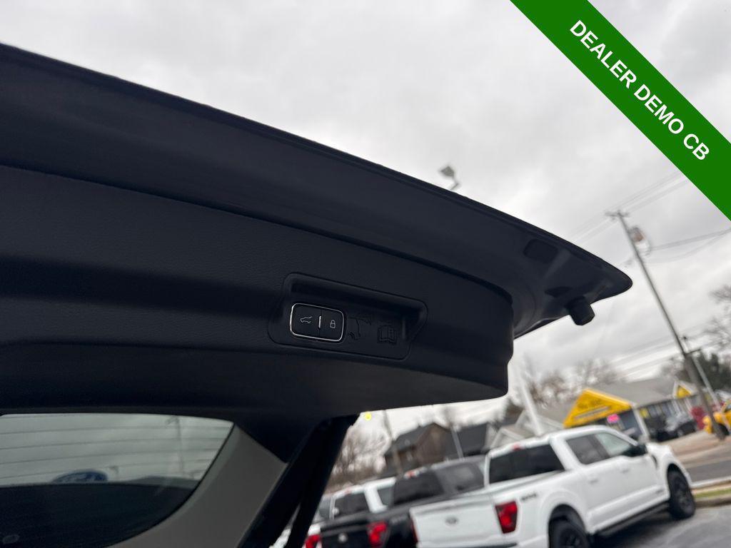 used 2025 Ford Explorer car, priced at $35,940