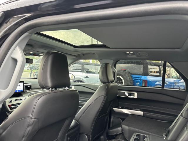 used 2022 Ford Explorer car, priced at $33,360