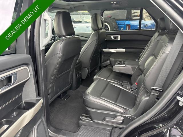 used 2022 Ford Explorer car, priced at $33,249