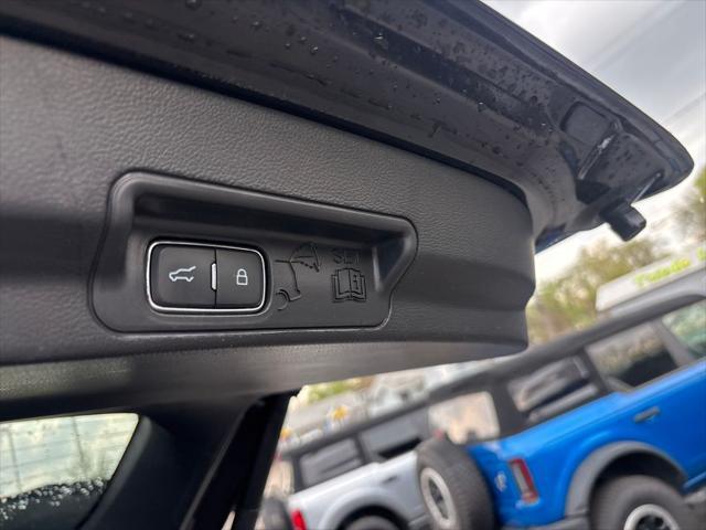 used 2022 Ford Explorer car, priced at $33,360
